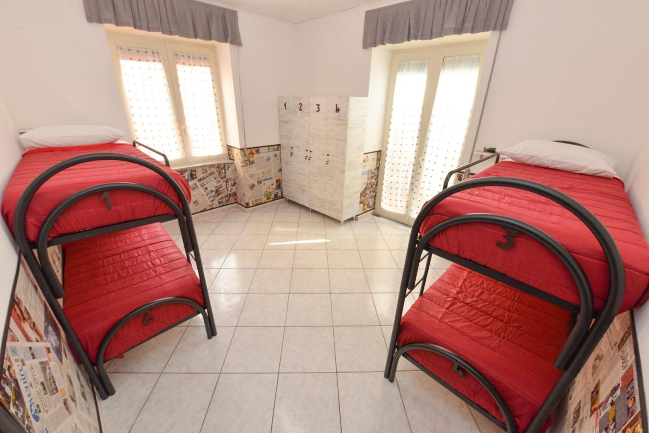 Appartement Ace Of Sticks à Naples Extérieur photo