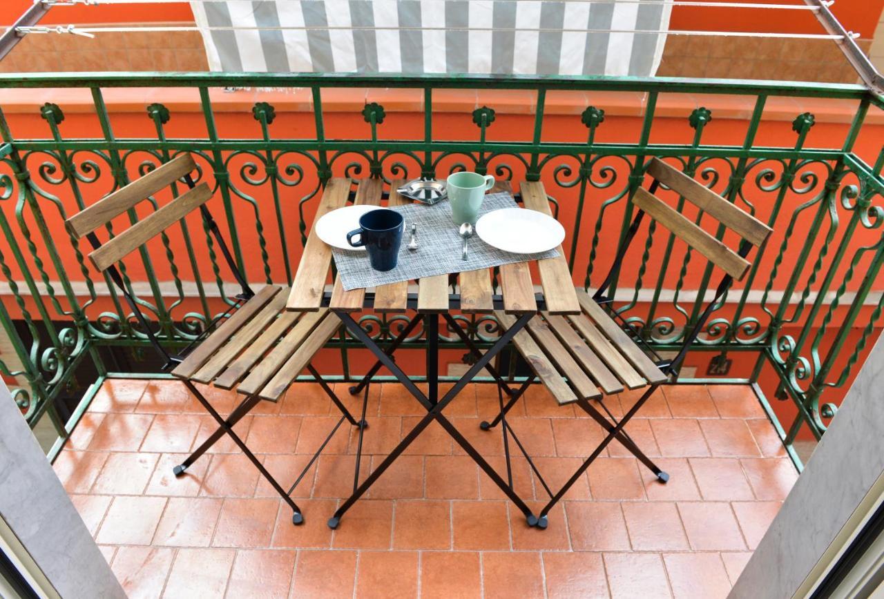 Appartement Ace Of Sticks à Naples Extérieur photo